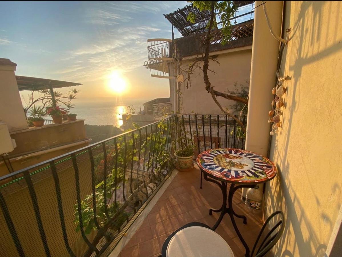 La Guardiola Di Angela E Nino Bed & Breakfast ตาออร์มินา ภายนอก รูปภาพ