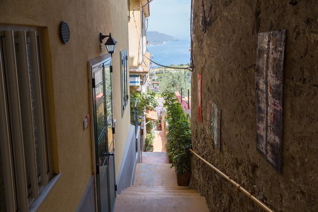 La Guardiola Di Angela E Nino Bed & Breakfast ตาออร์มินา ภายนอก รูปภาพ