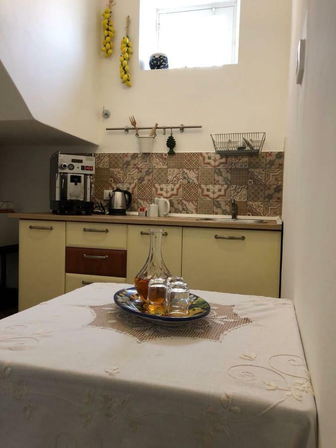 La Guardiola Di Angela E Nino Bed & Breakfast ตาออร์มินา ภายนอก รูปภาพ